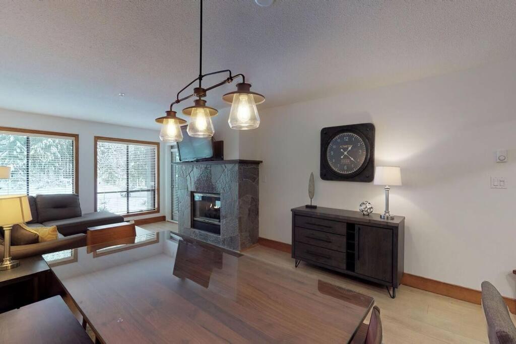 Powderhorn By Whistler Blackcomb Vacation Rentals Zewnętrze zdjęcie