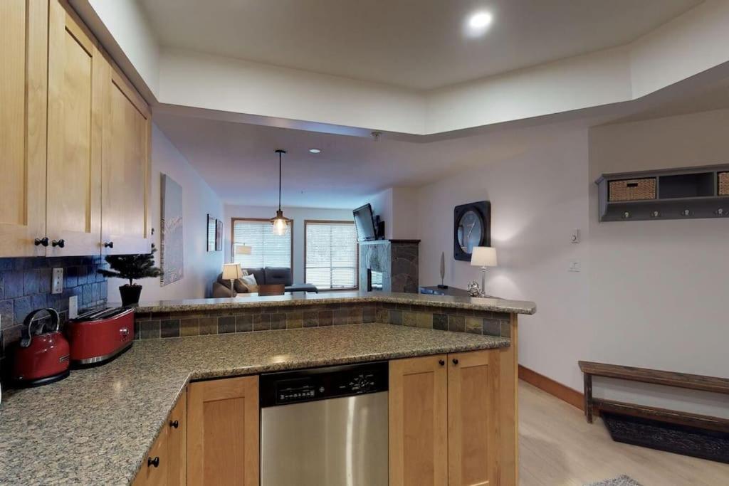 Powderhorn By Whistler Blackcomb Vacation Rentals Zewnętrze zdjęcie